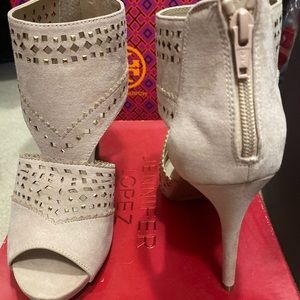 Brand New High Heeled Womens Shoes